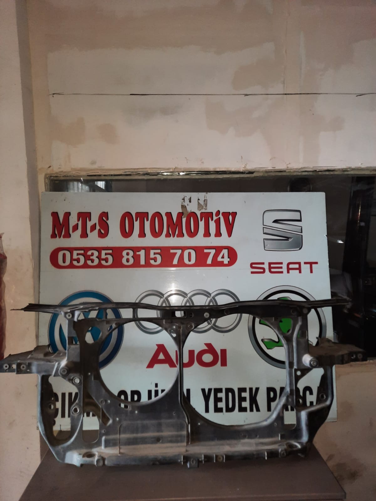 B5 passat ön panel